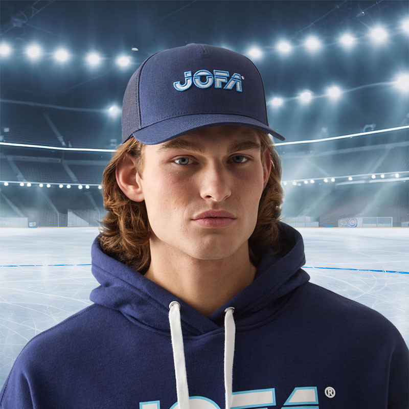 Textile sportswear, blousons, t-shirts, sweatshirts, casquettes NHL, bonnets pour joueurs, joueuses et fans de hockey sur glace