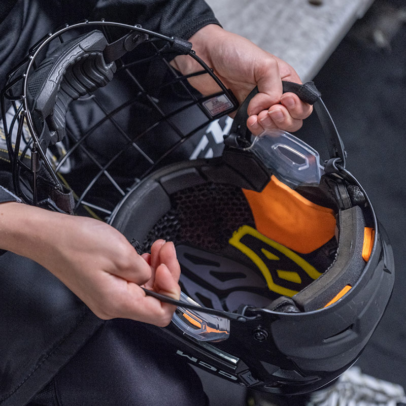 Casques et visières roller hockey
